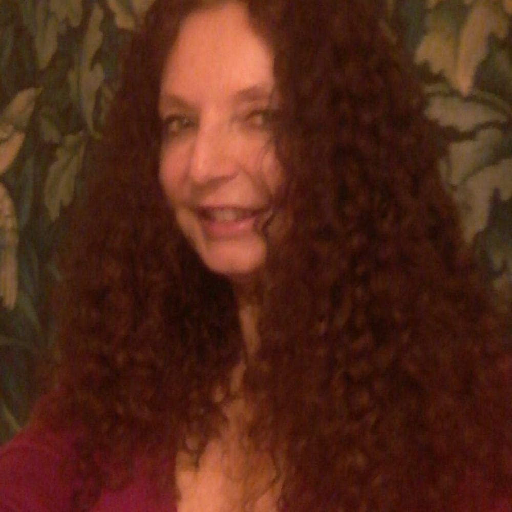 Meet your Posher, Lynne